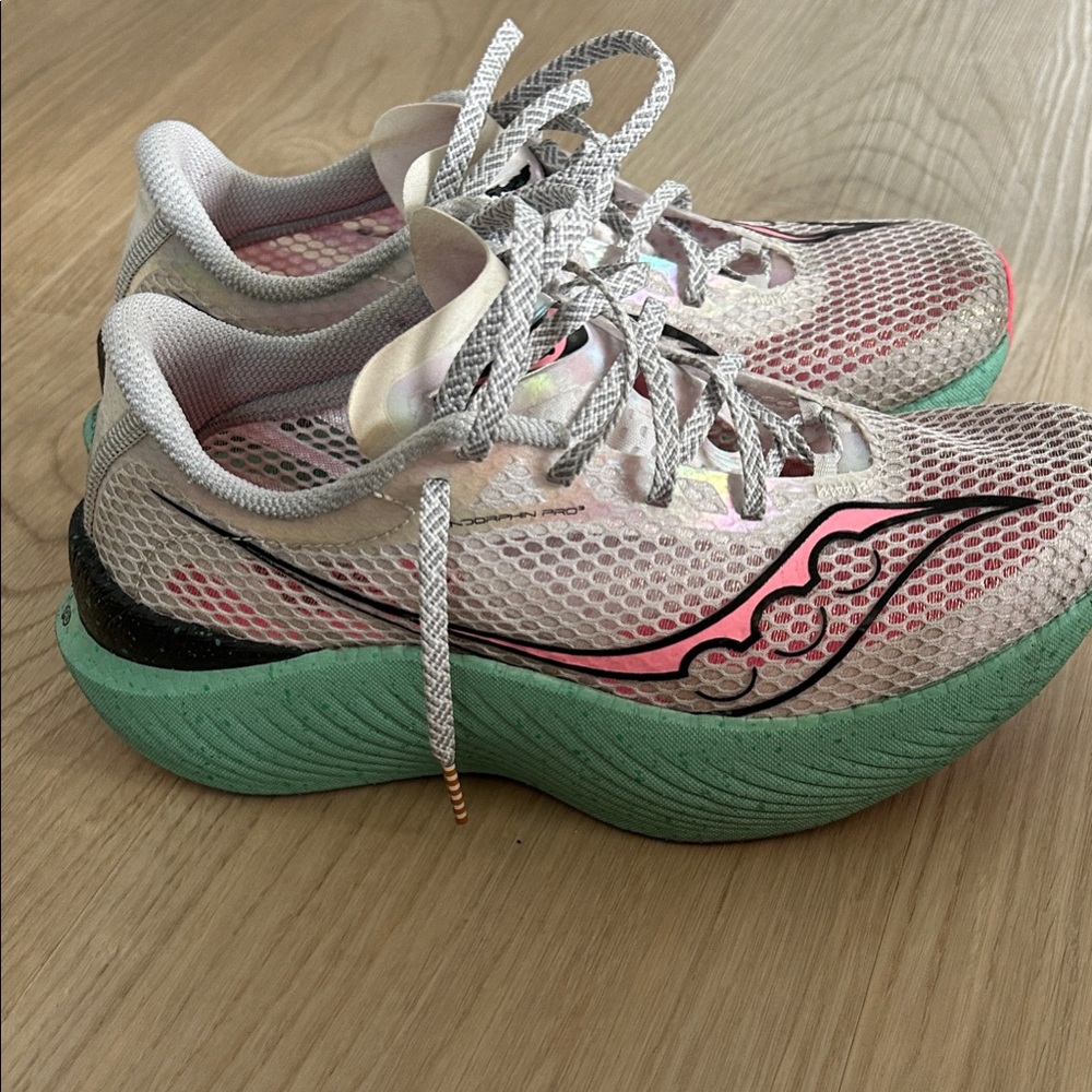 Saucony Women's Endorphin Pro 3